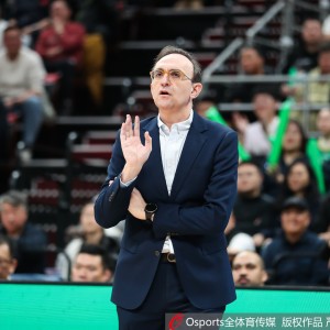 麻将胡了-乌戈：哈维需要第三节那样的手感找回节奏 我尽可能给每个人机会